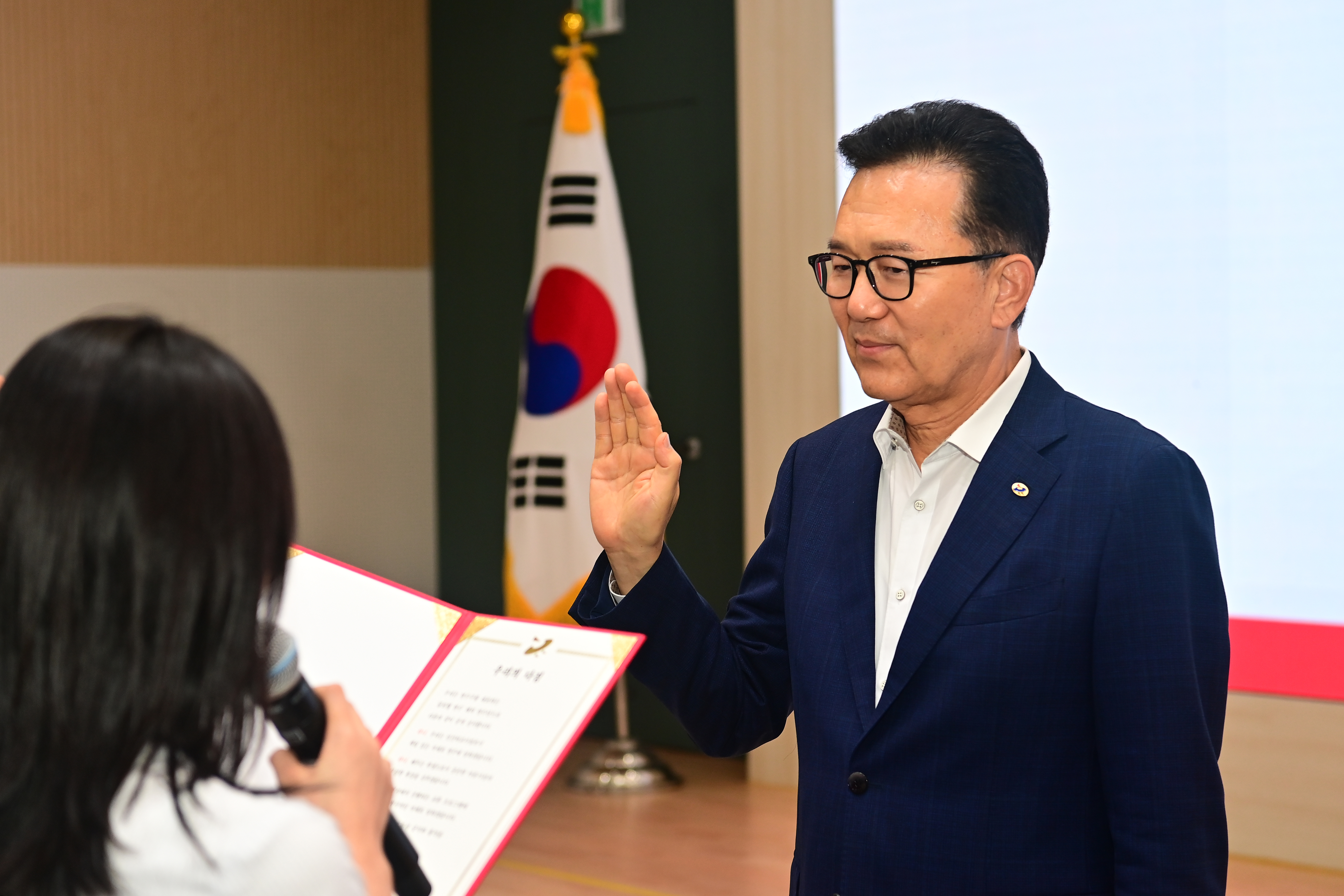 연수구는 지난 22일 구청 대회의실에서 지역 내 중고등학생의 글로벌 역량 강화를 위한 2025 글로벌 연수 발대식 및 사전 설명회를 개최했다